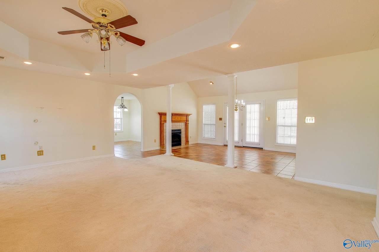 250 County Road 337, Moulton, AL 35650 (MLS 21848980) MarMac Real