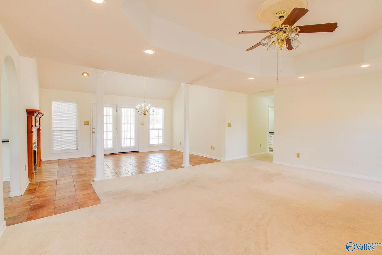 250 County Road 337, Moulton, AL 35650 (MLS 21848980) MarMac Real