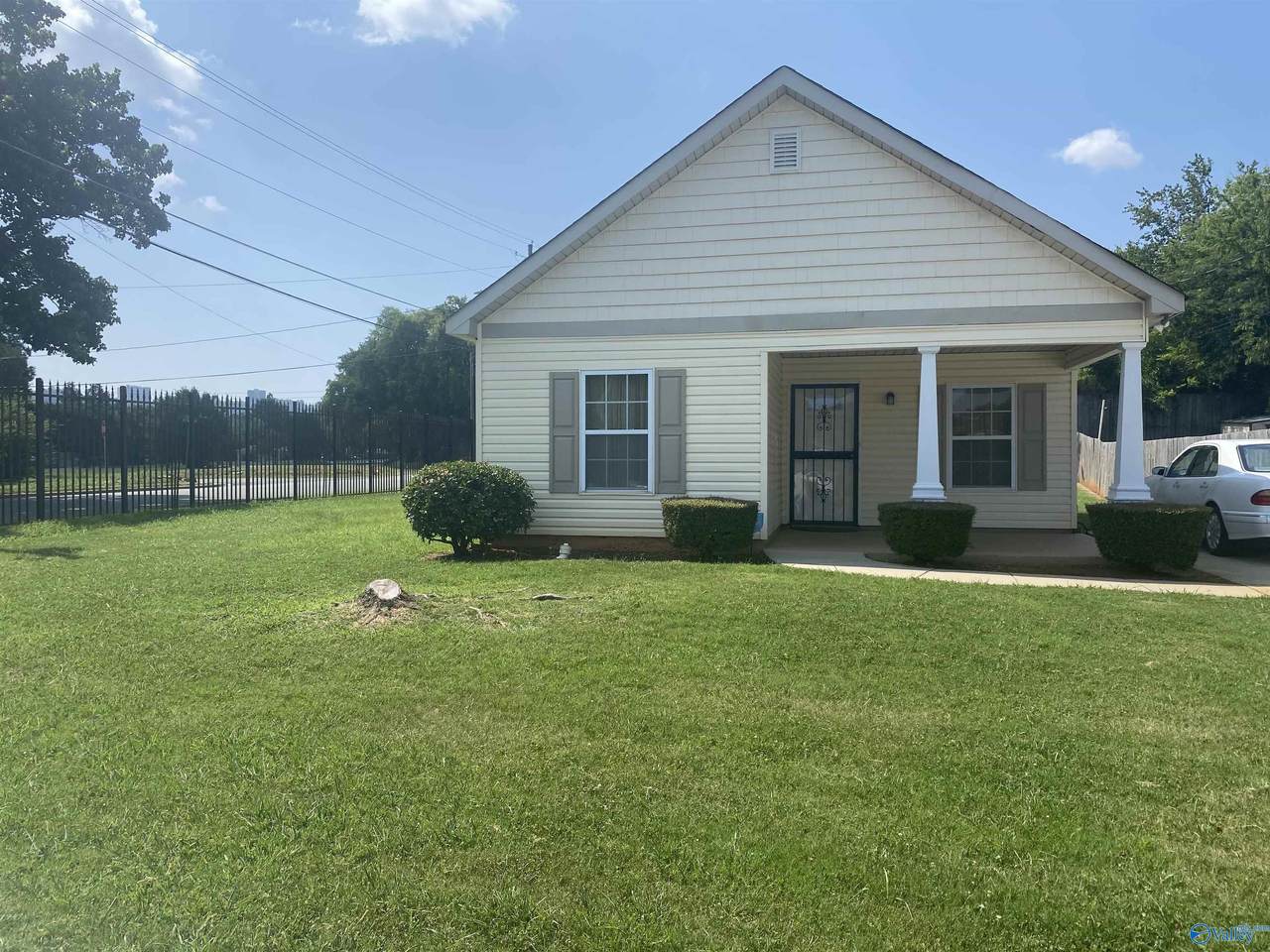 201 Goldwire Circle - Photo 1