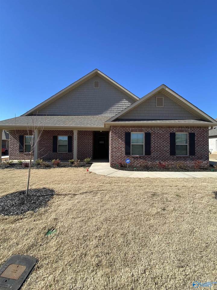 520 W West River Landing Blvd, Madison, AL 35756 (MLS 21852698