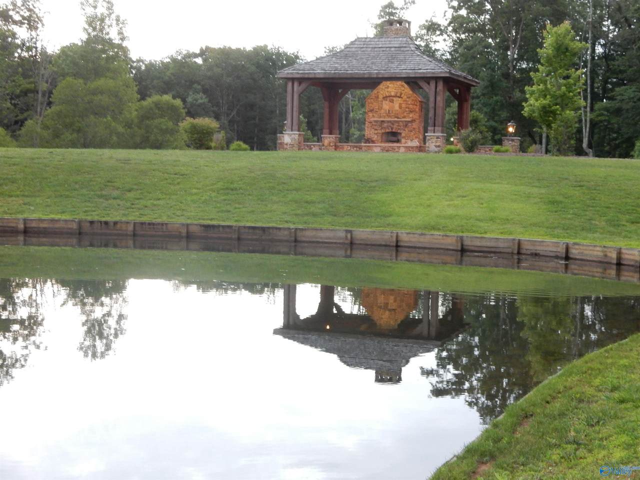 https://bt-photos.global.ssl.fastly.net/nalmls/1280_boomver_1_21858450-2.jpg