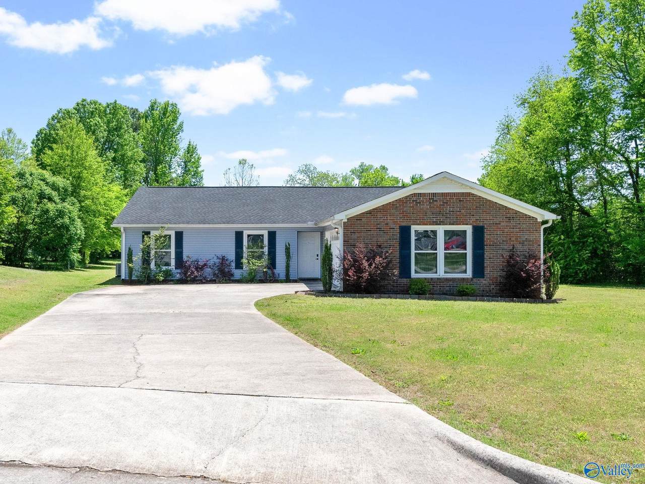 105 Whisperbrook Circle, Madison, AL 35758 (MLS 21859987) MarMac Real Estate