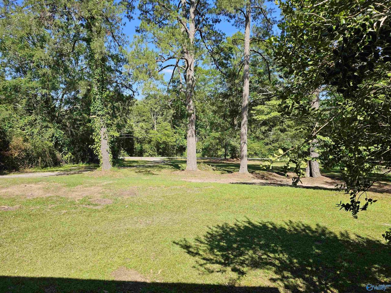 611 Parker Road, Hartselle, AL 35640 (MLS 21863081) MarMac Real Estate