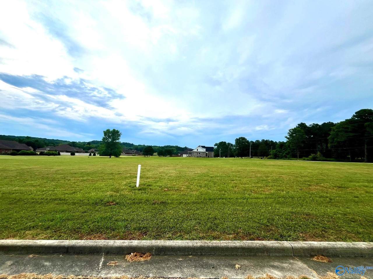 3449 South Chapel Hill Road, Decatur, AL 35603 (MLS 21864587