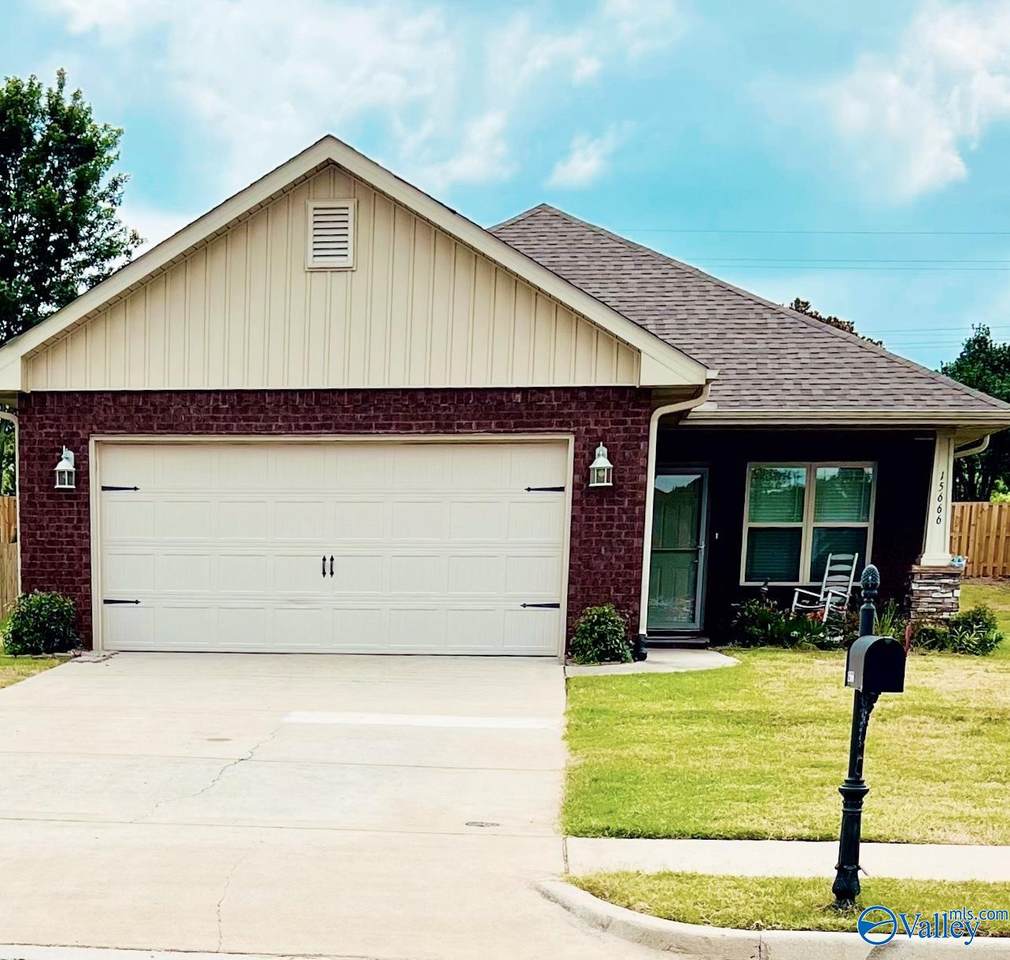 15666 Coach House Court - Photo 1