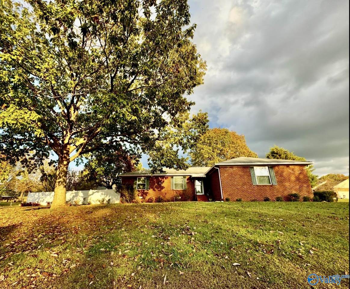 119 Spring Farm Road - Photo 1