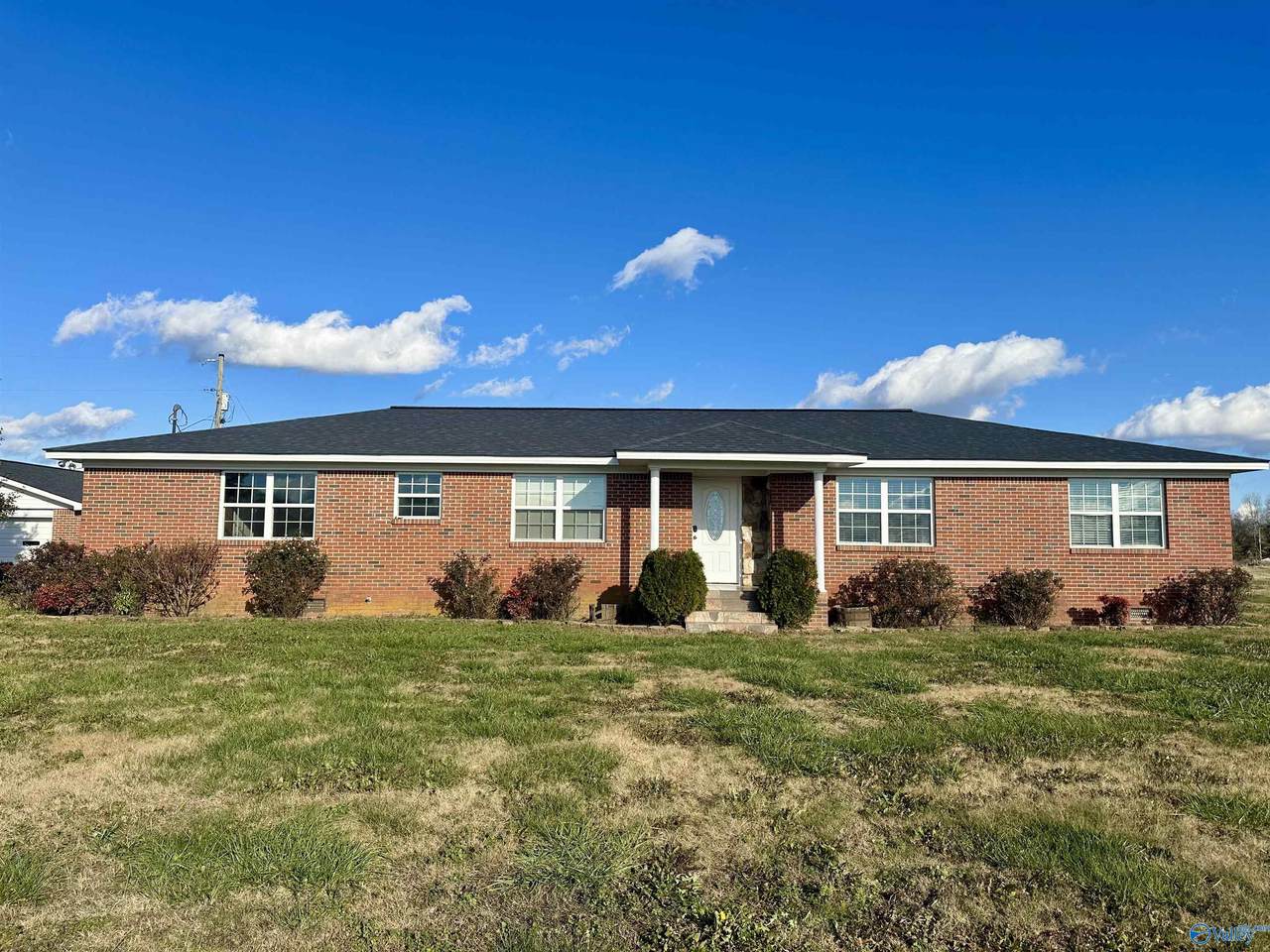 1277 County Road 843 - Photo 1