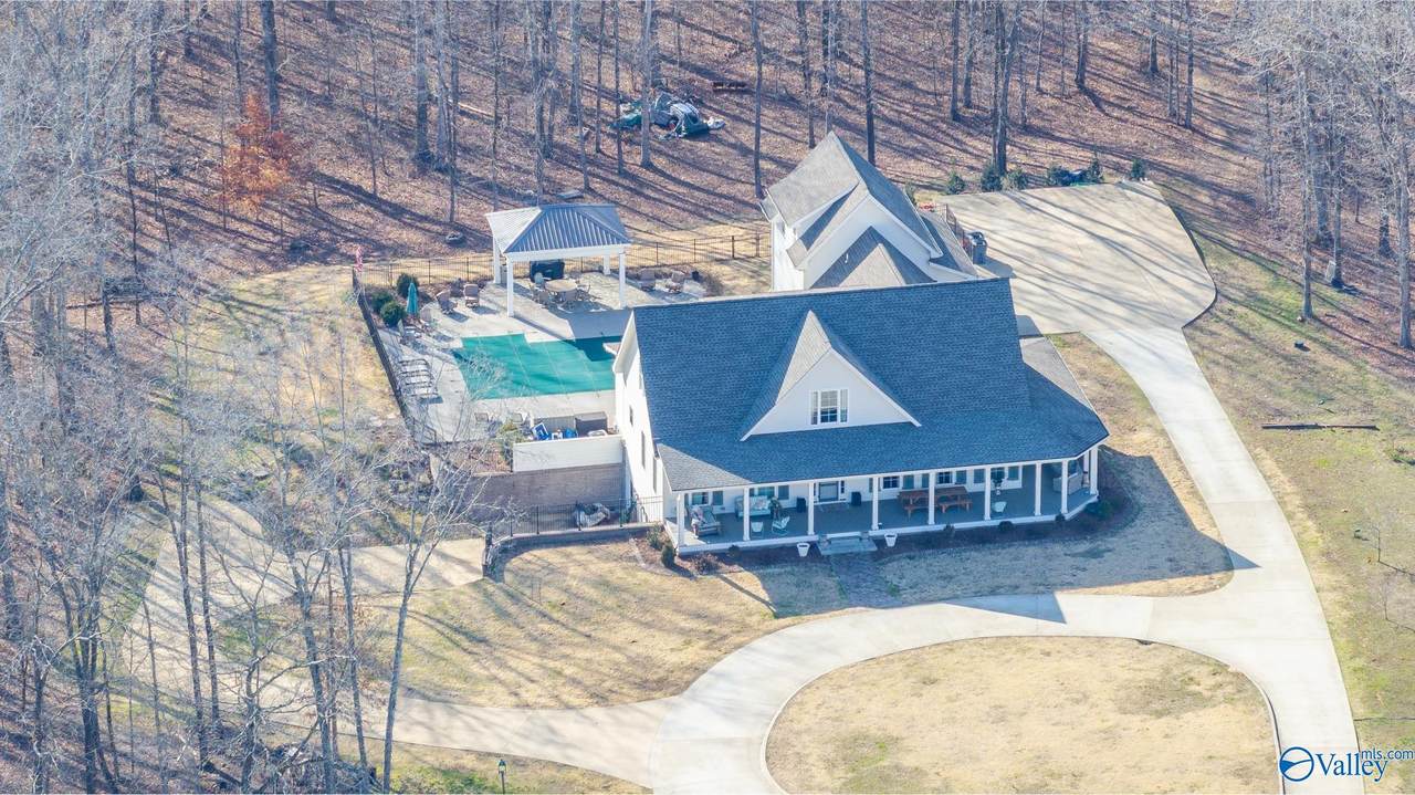 801 County Road 453 - Photo 1