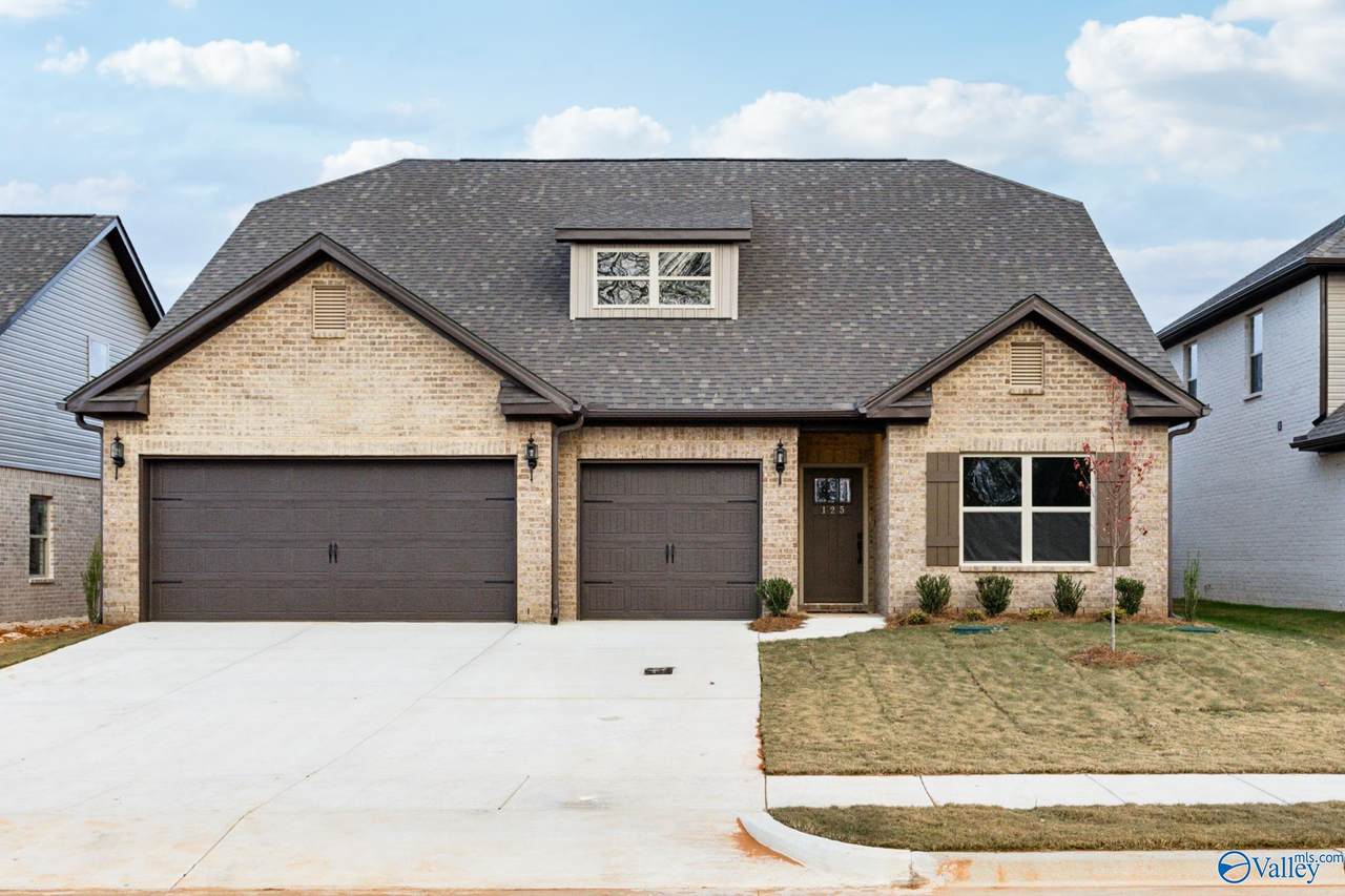 1116 Striker Lane - Photo 1