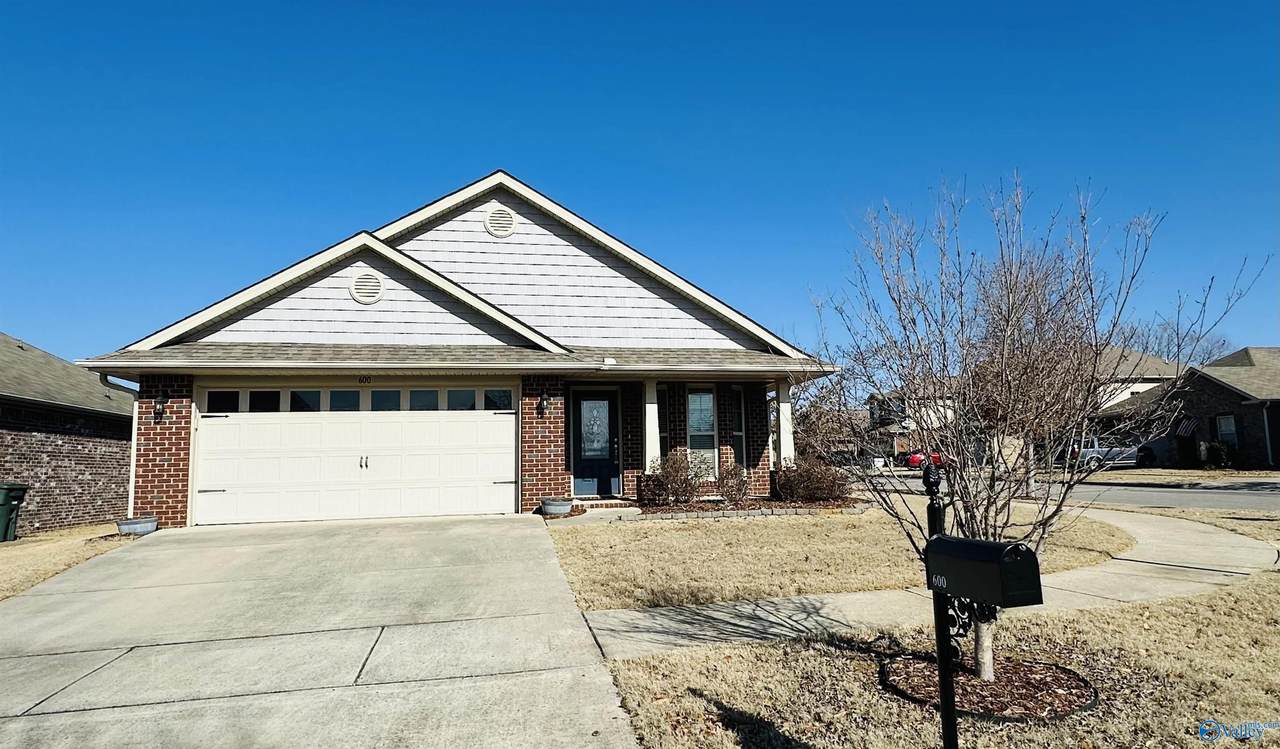 600 Cove Water Lane - Photo 1