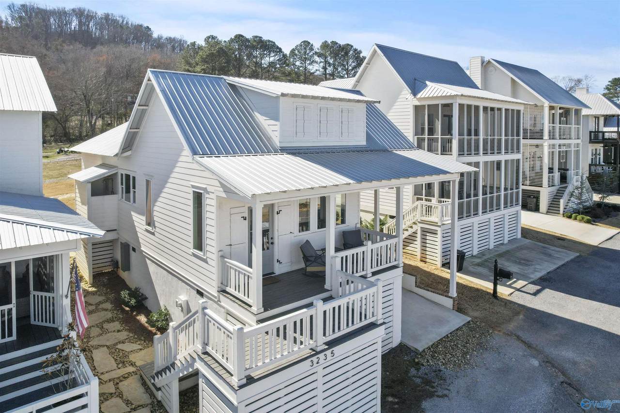 3235 Hardin Road - Photo 1