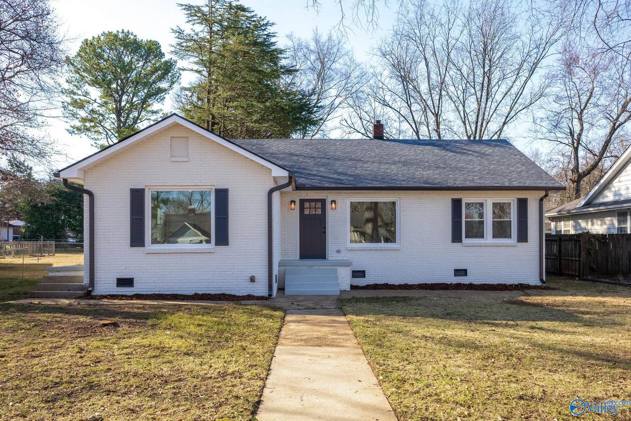1007 9th Street Se - Photo 1