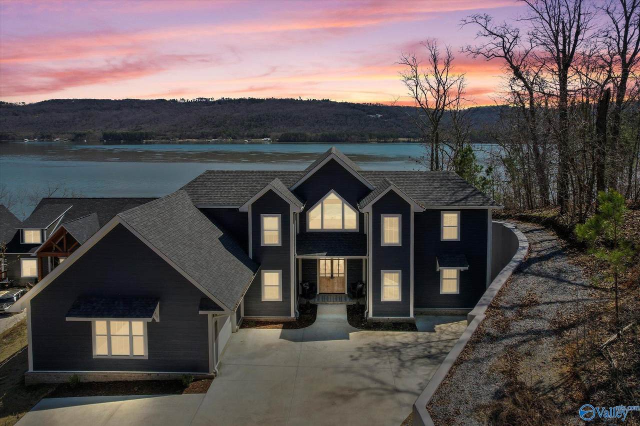 711 Monte Sano Drive - Photo 1