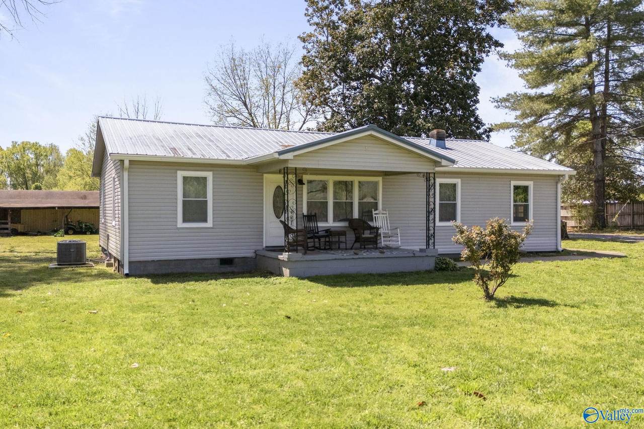 7826 County Road 42 - Photo 1