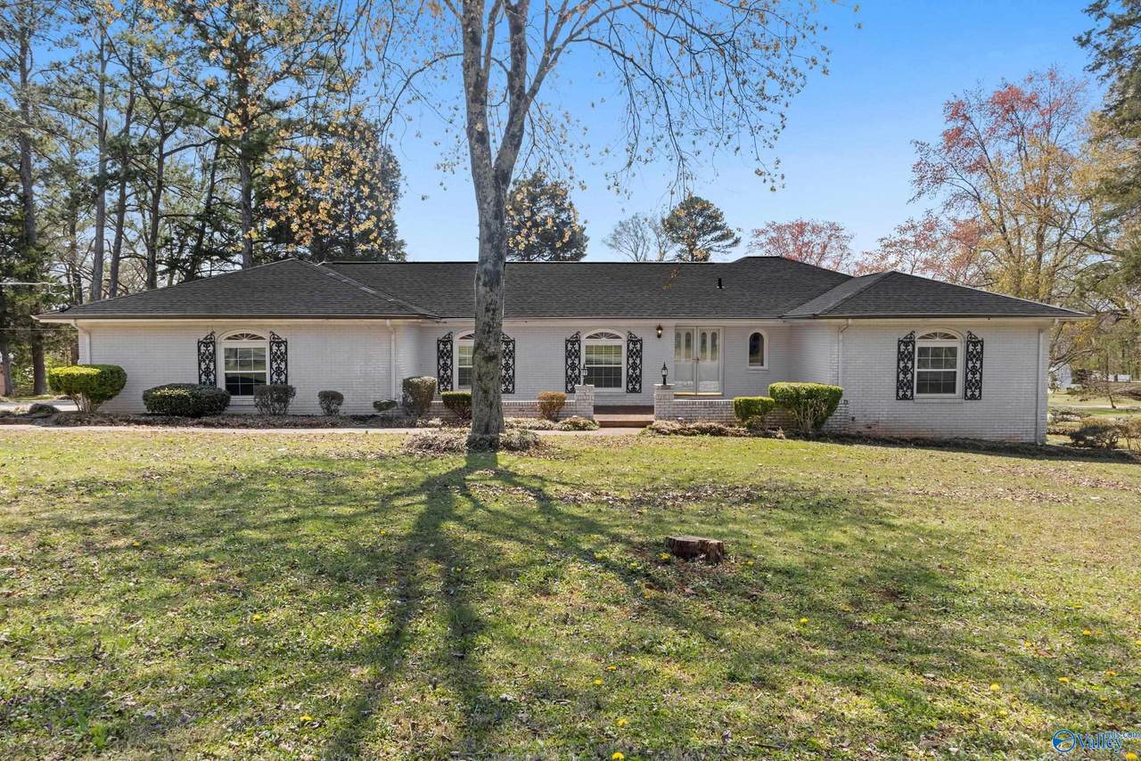 3000 Eolyne Kelly Way - Photo 1