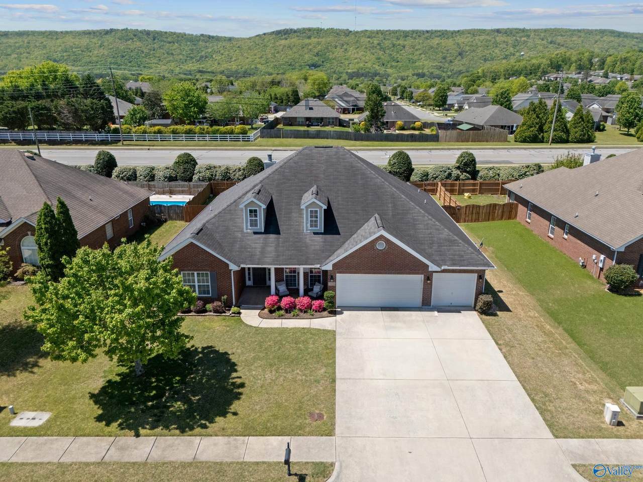 7006 Freedom Park Circle - Photo 1