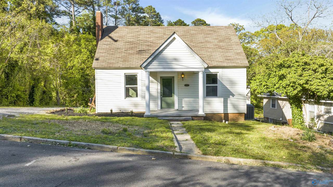 413 9th Street - Photo 1