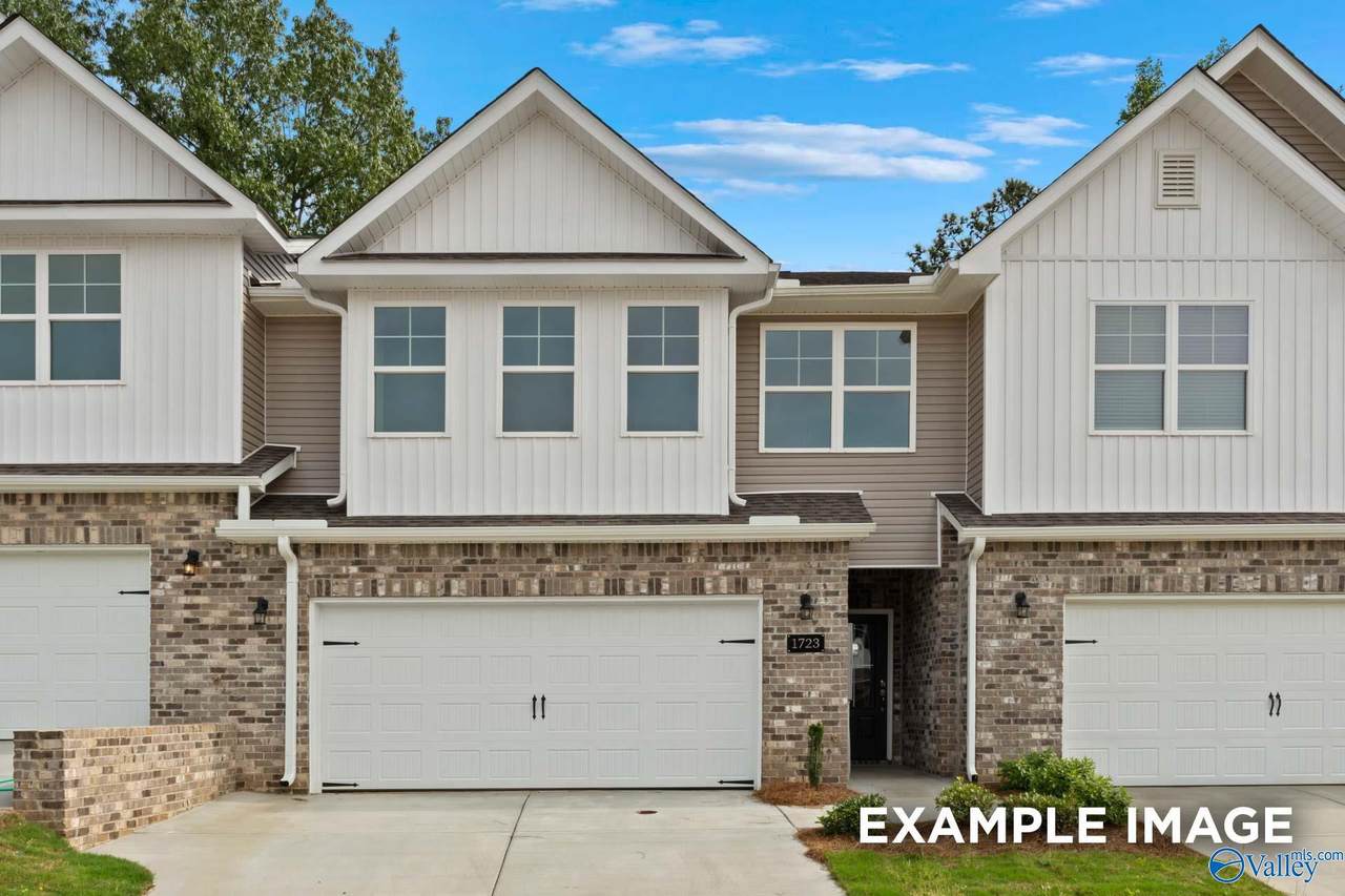 1746 Stampede Circle - Photo 1
