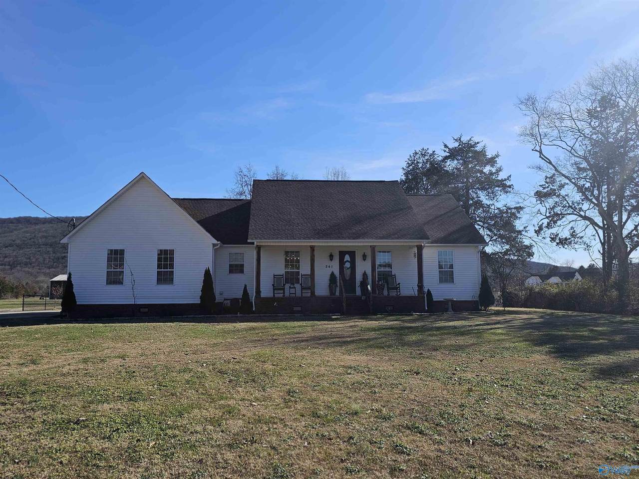 241 Killingsworth Cove Road - Photo 1