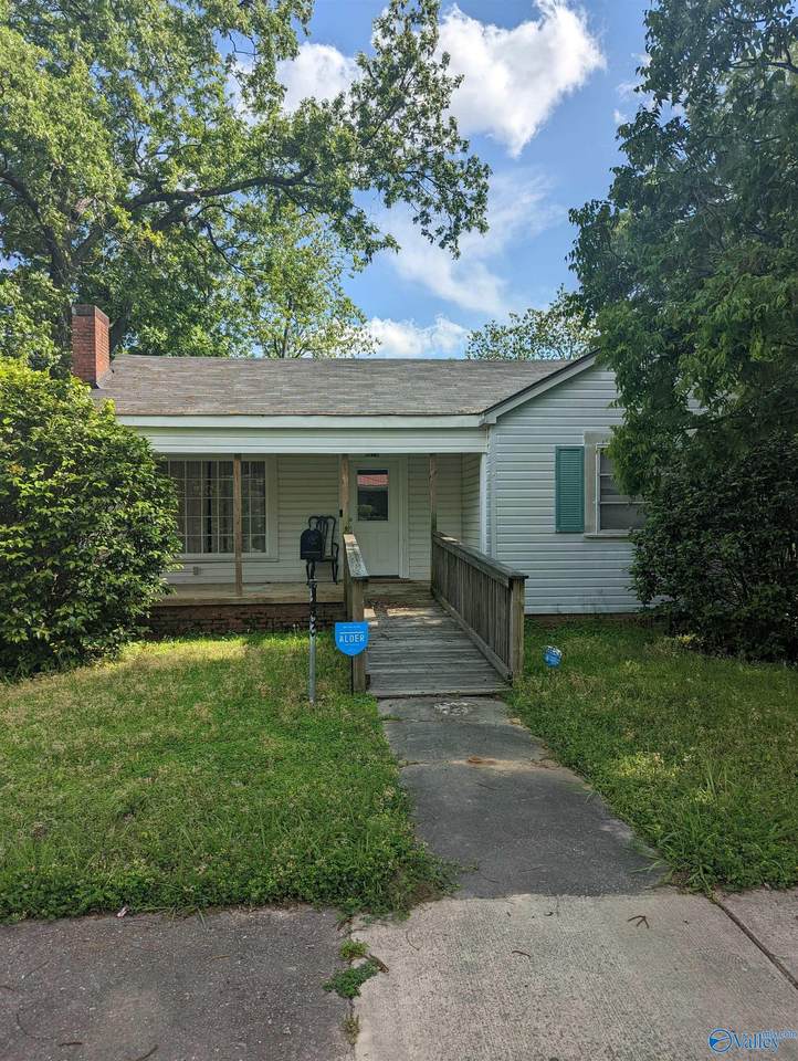 619 Raley Street - Photo 1