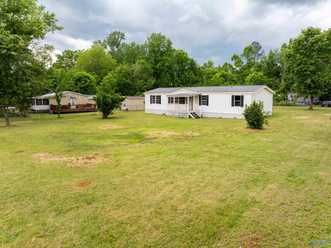11 Whitaker Drive - Photo 1