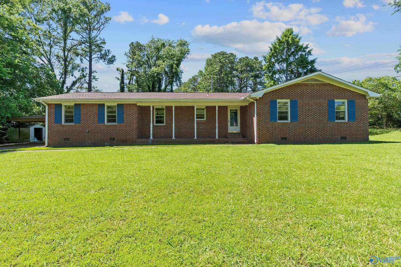 1103 Wayne Circle - Photo 1