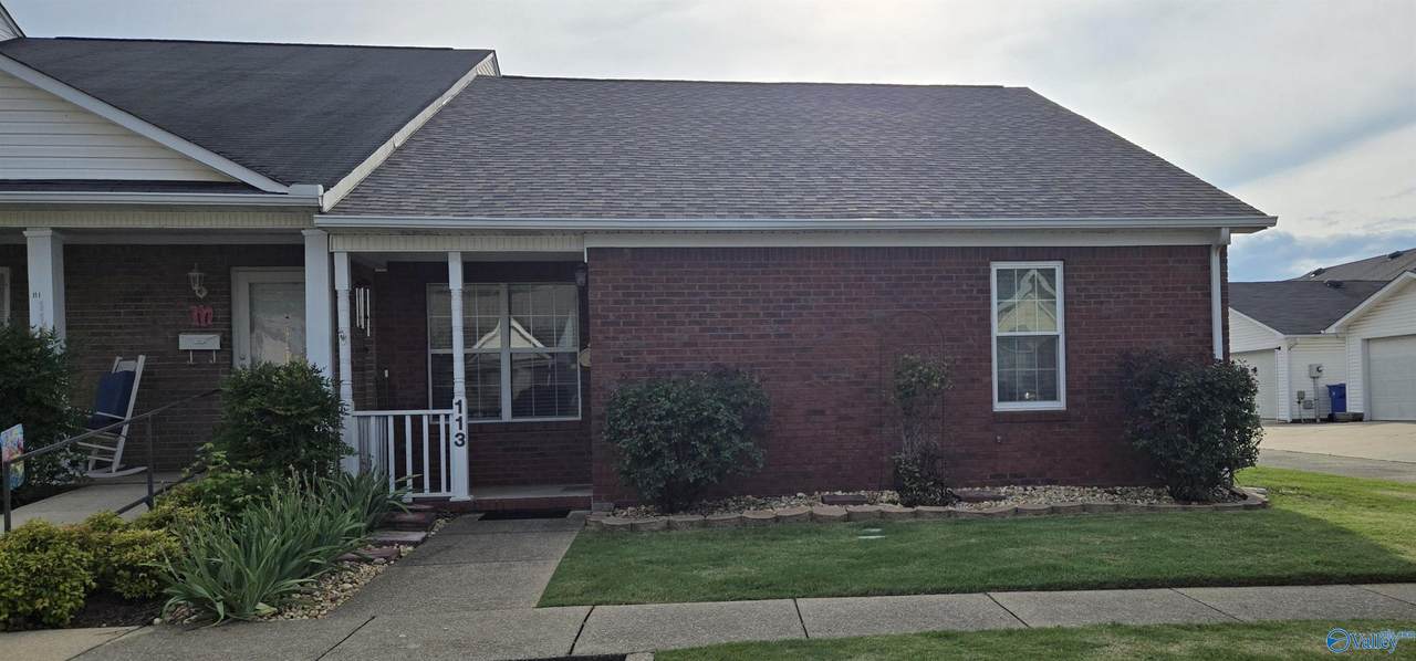 113 Sycamore Place - Photo 1