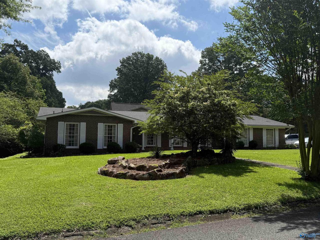 106 Nottingham Road - Photo 1