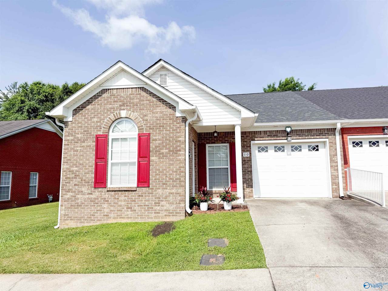 110 Santana Drive - Photo 1
