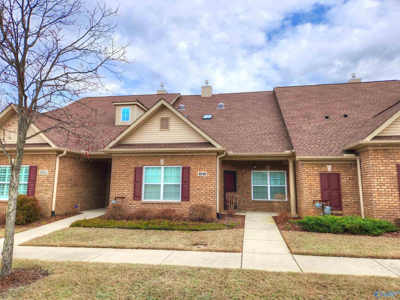 1030 Cresent Falls - Photo 1