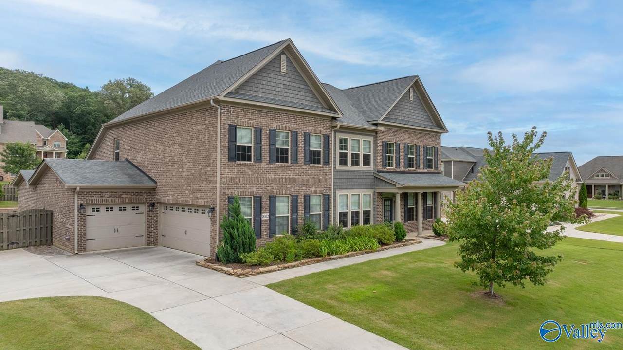 7002 Jane Elizabeth Drive - Photo 1