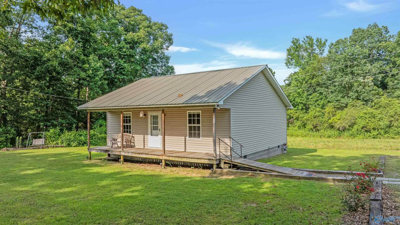 1073 6th Street - Photo 1