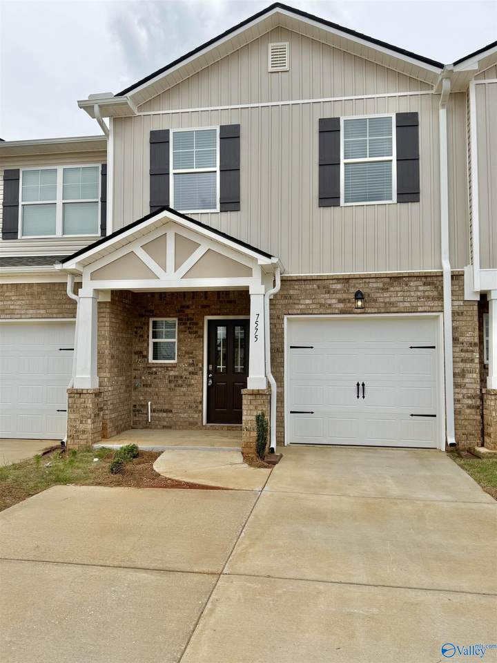 7575 Discovery Point Drive - Photo 1