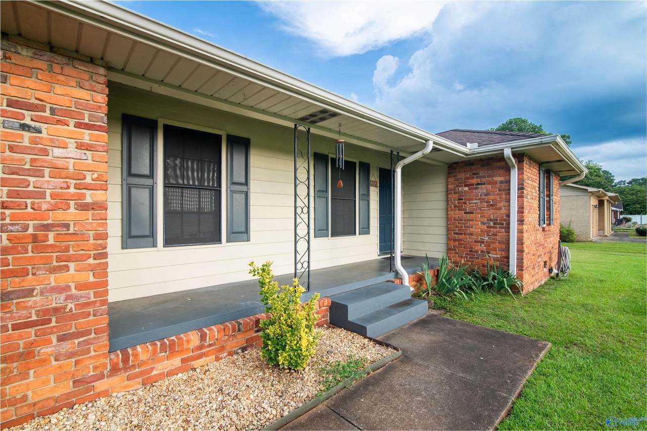 1620 Danville Road - Photo 1