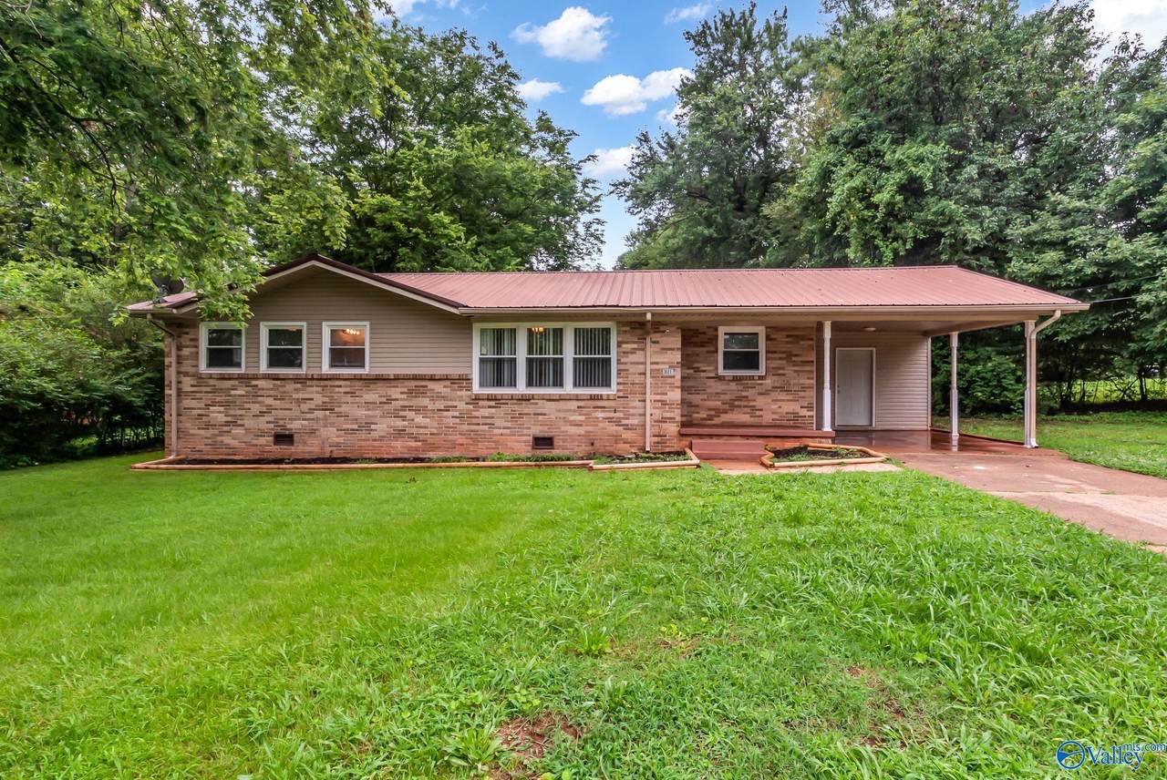 3121 Greenhill Drive - Photo 1