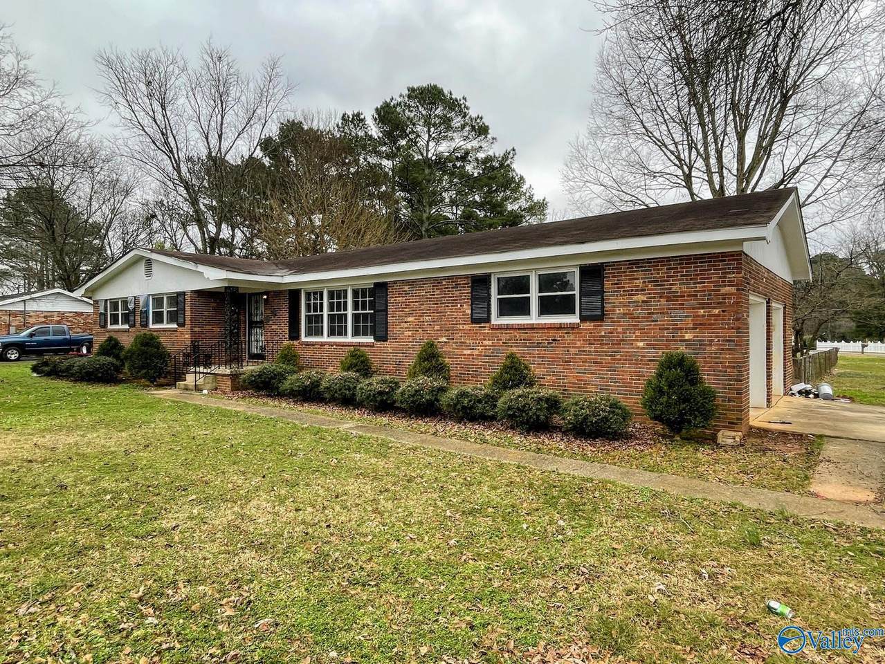 8413 Old Madison Pike - Photo 1