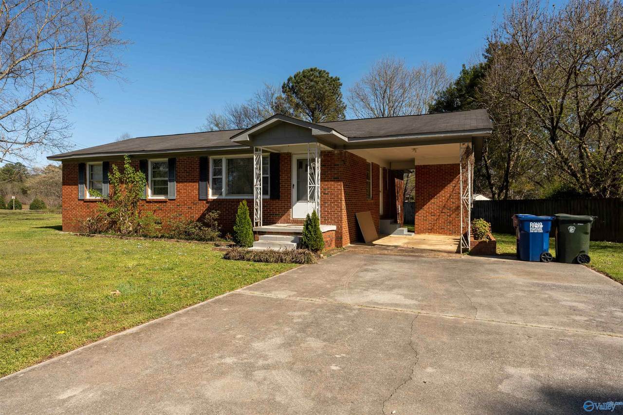 712 Marion Drive - Photo 1