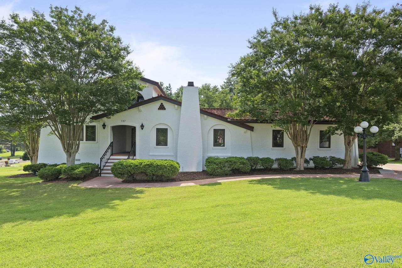 197 Laurinda Drive - Photo 1