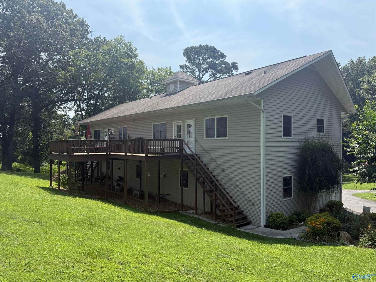 1526 Circle Drive - Photo 1