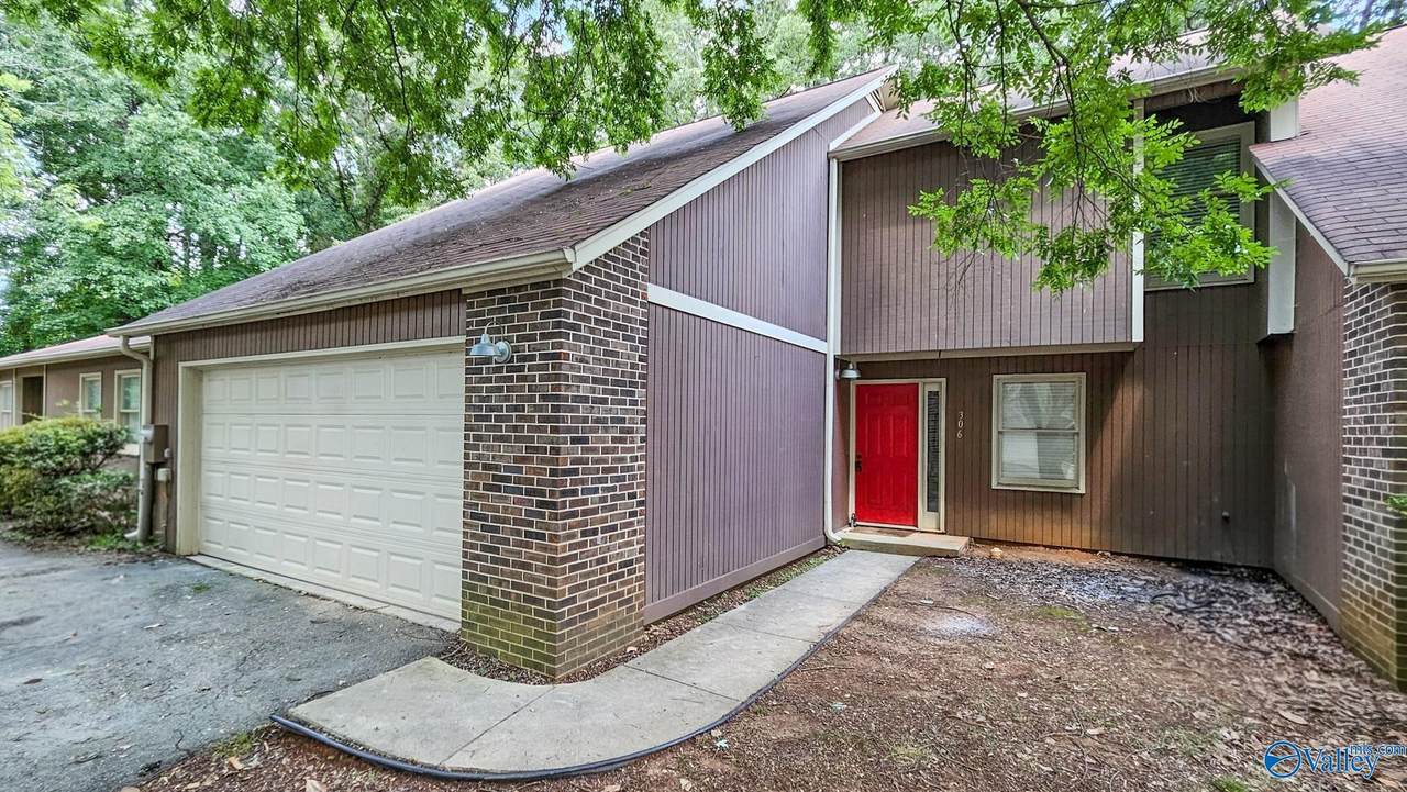 306 Autumn Lane - Photo 1