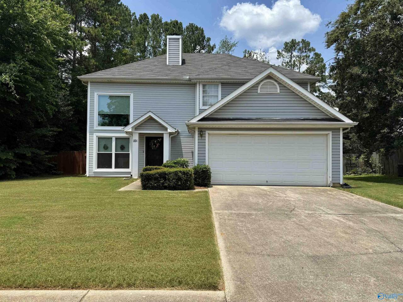 101 Maple Valley Drive - Photo 1