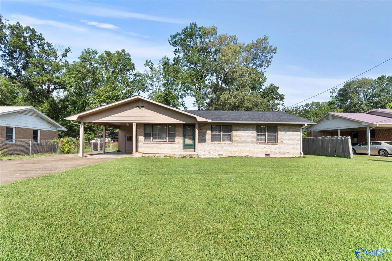 322 Sharon Street - Photo 1