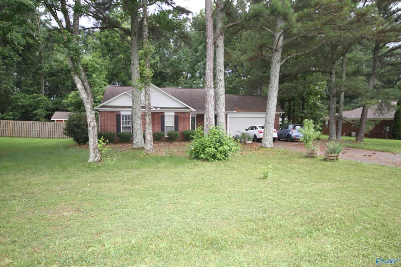 112 Silver Poplar Place - Photo 1