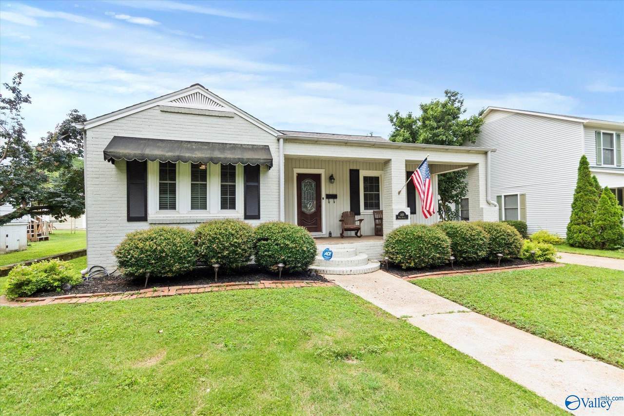 1618 Ward Avenue - Photo 1