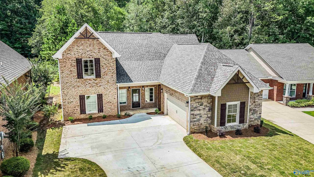 113 Turning Leaf Drive - Photo 1