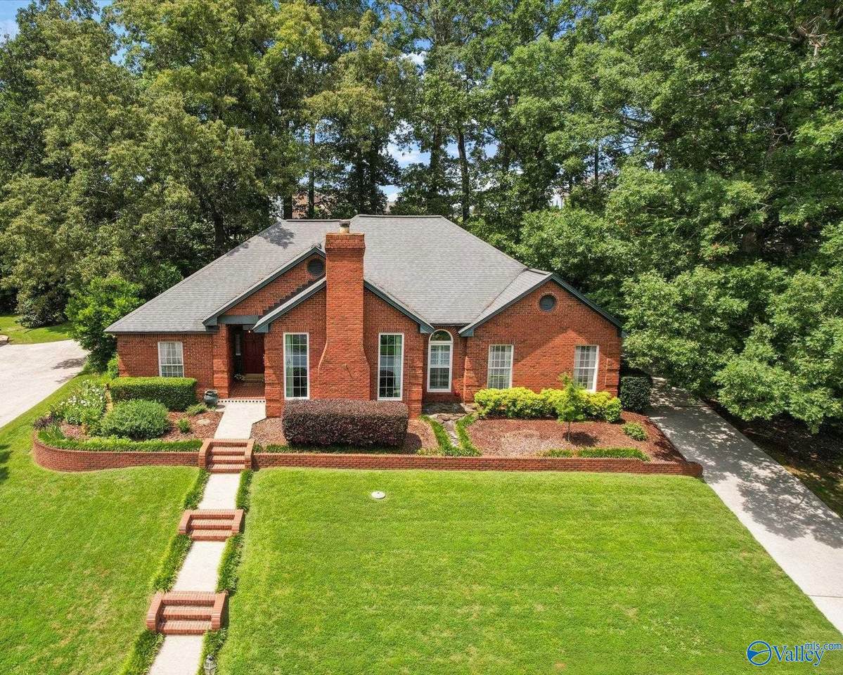 122 Heritage Lane - Photo 1
