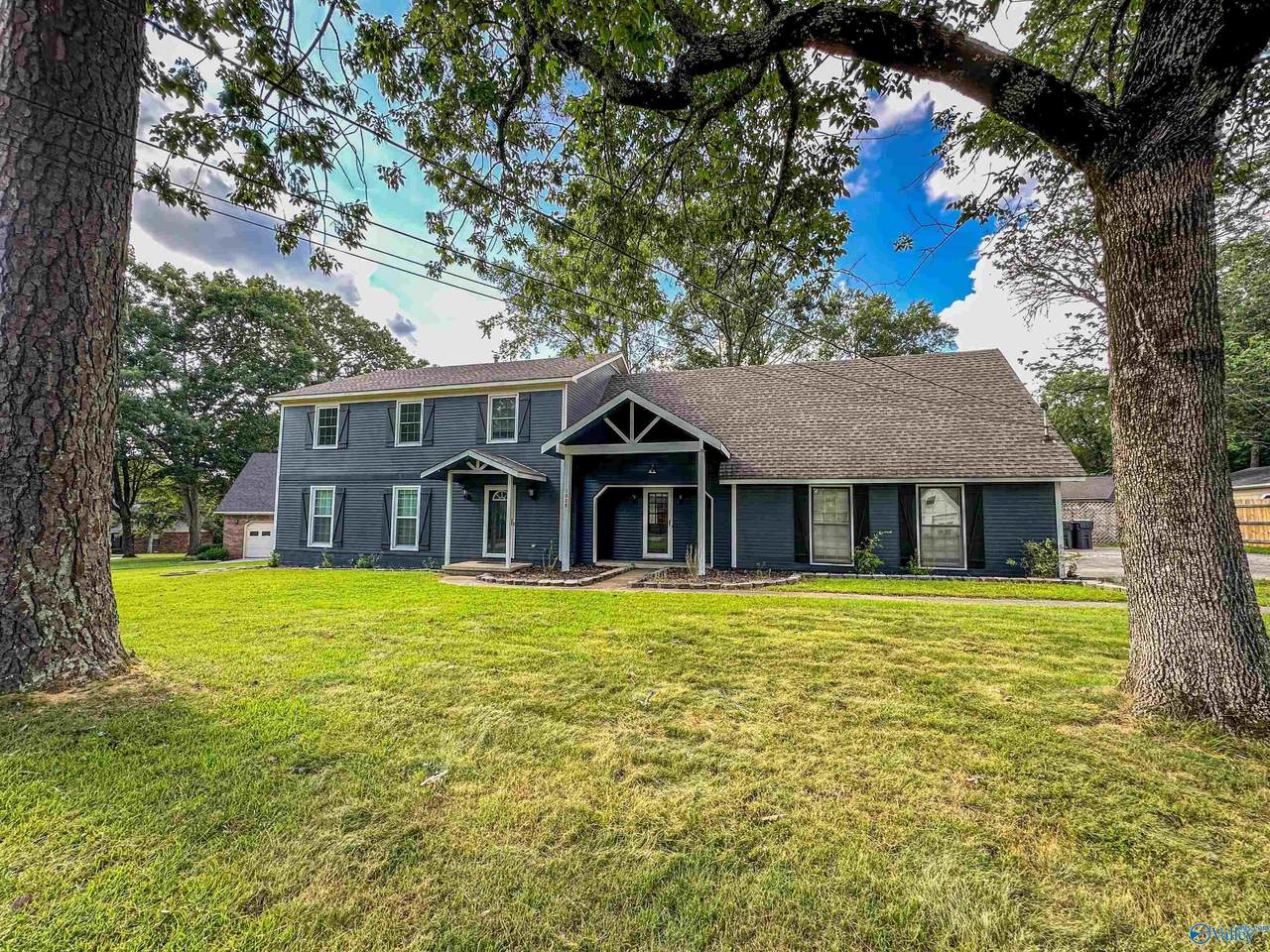 1008 Way Thru The Woods - Photo 1