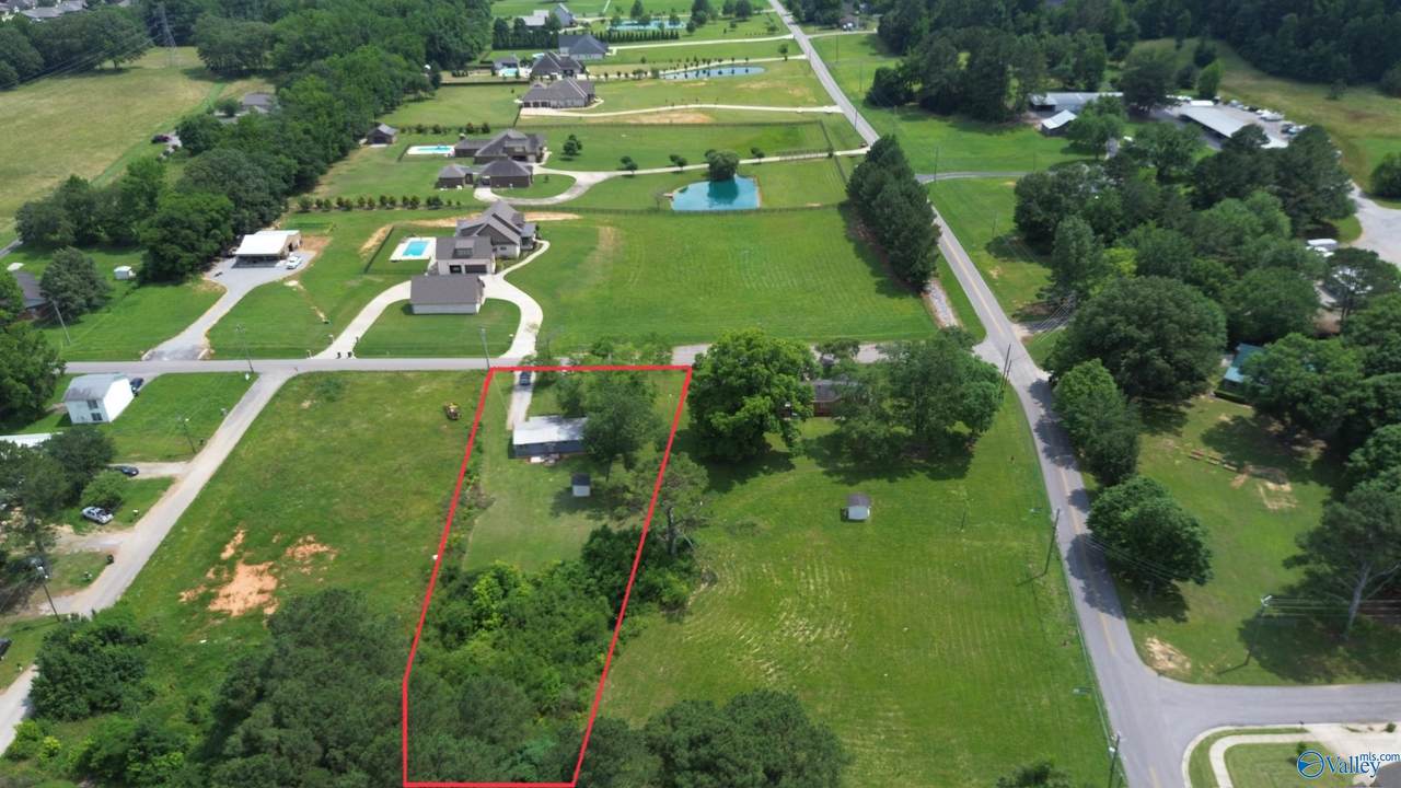 123 Miller Lane - Photo 1