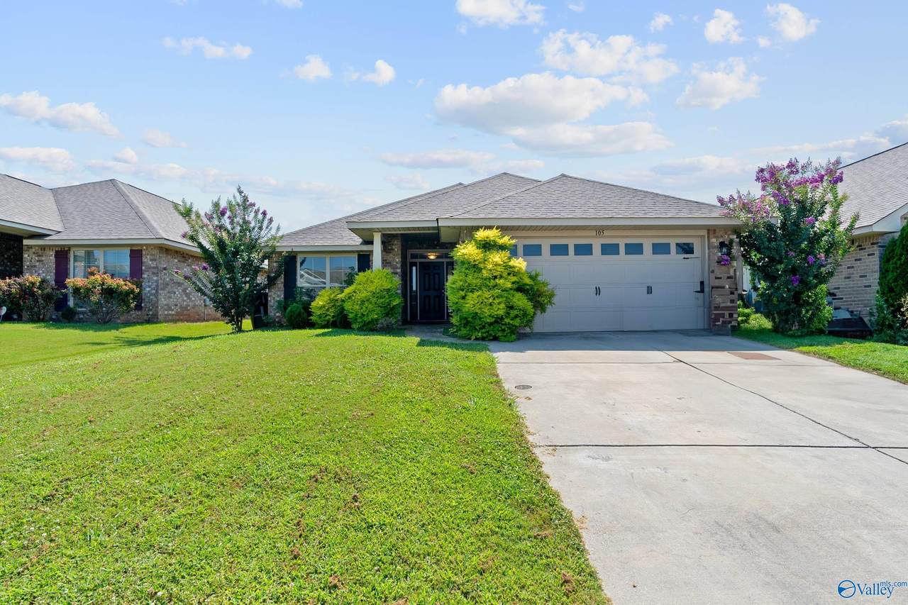 105 Brooklawn Drive - Photo 1