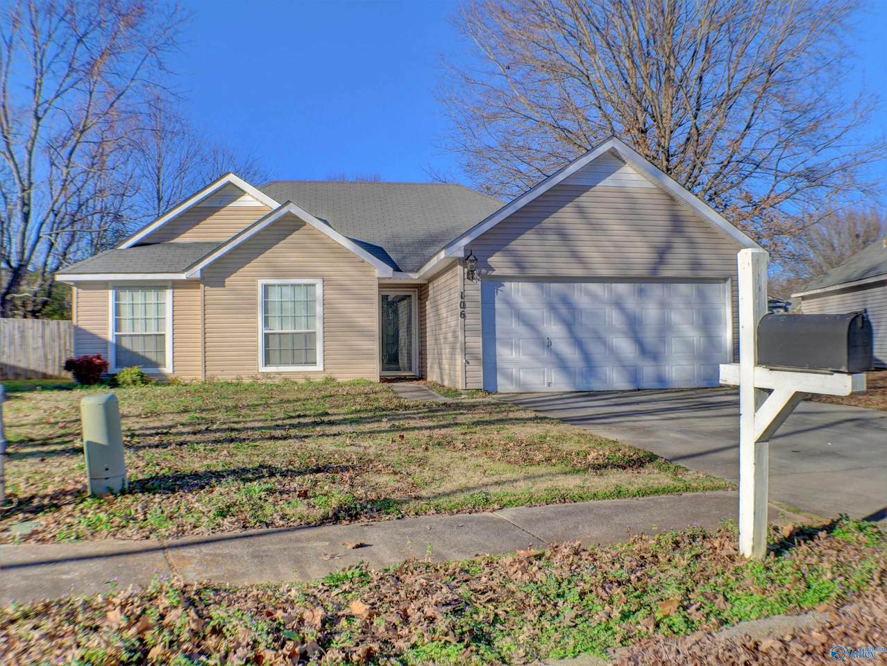106 Yellowwood Court - Photo 1